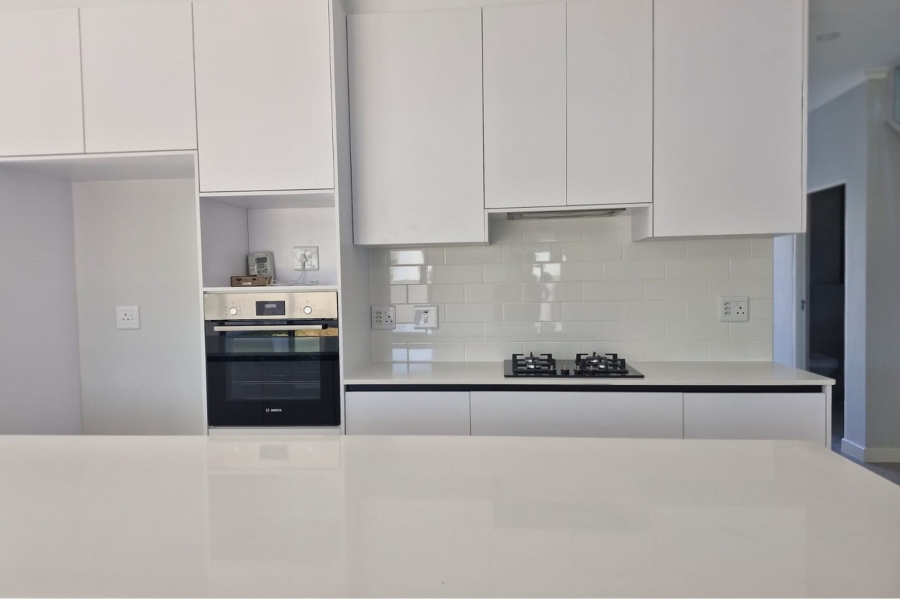 42 Bedroom Property for Sale in Sandown Western Cape